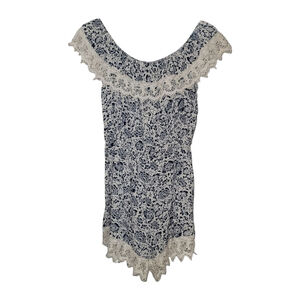 NWT L'ATISTE Floral Lace Trim Romper